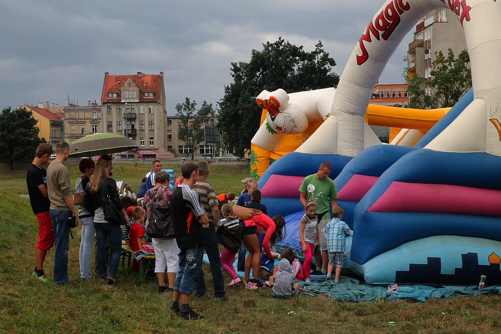 Zakaczawie się bawi i wcina pierogi