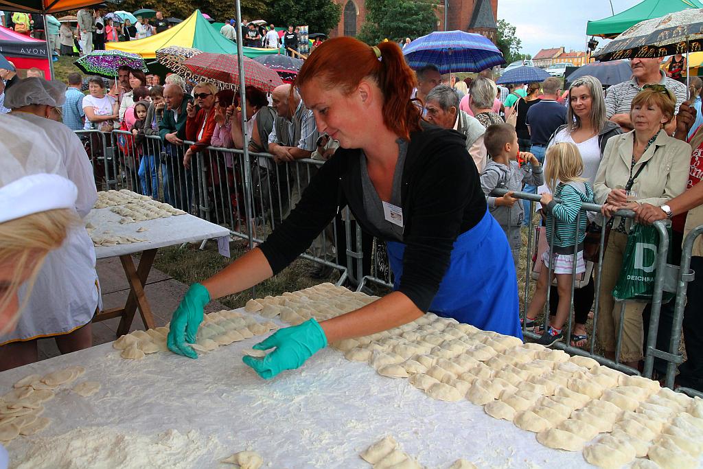 Zakaczawie się bawi i wcina pierogi