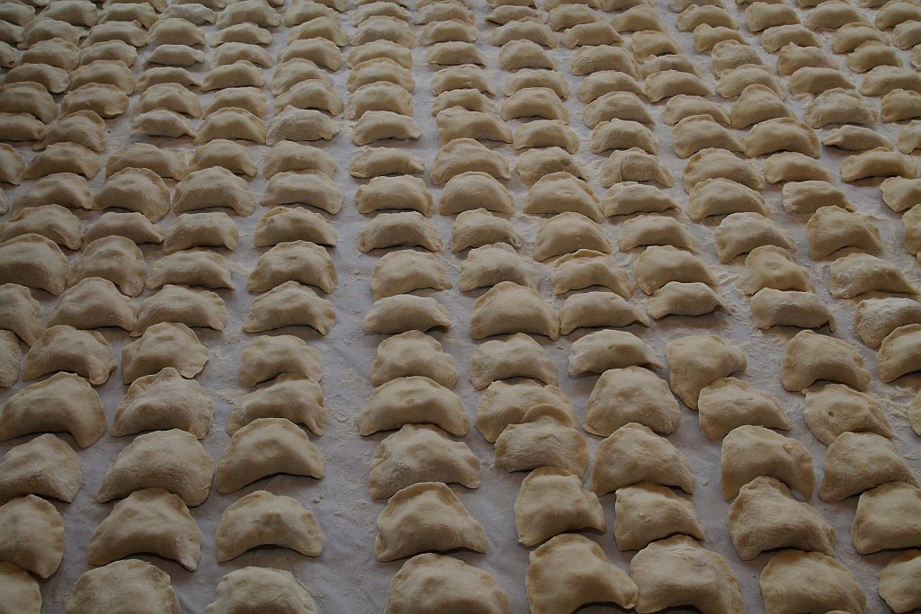 Zakaczawie się bawi i wcina pierogi