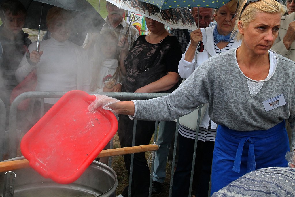 Zakaczawie się bawi i wcina pierogi