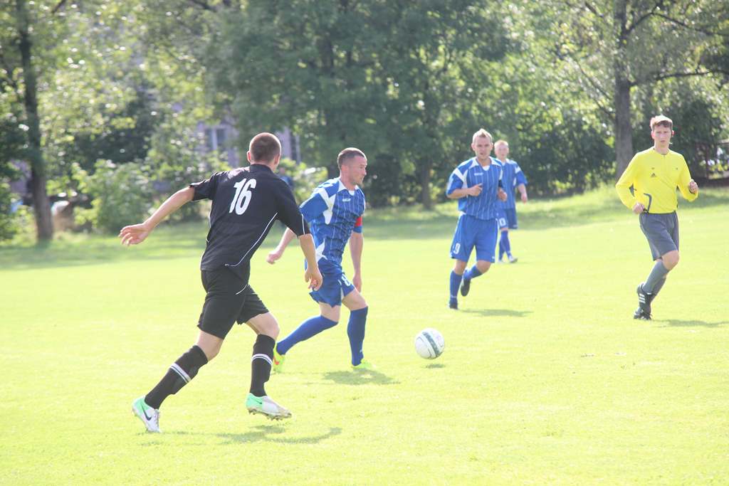 Okręgówka: Czarni - Konfeks 2:1 (2:0)