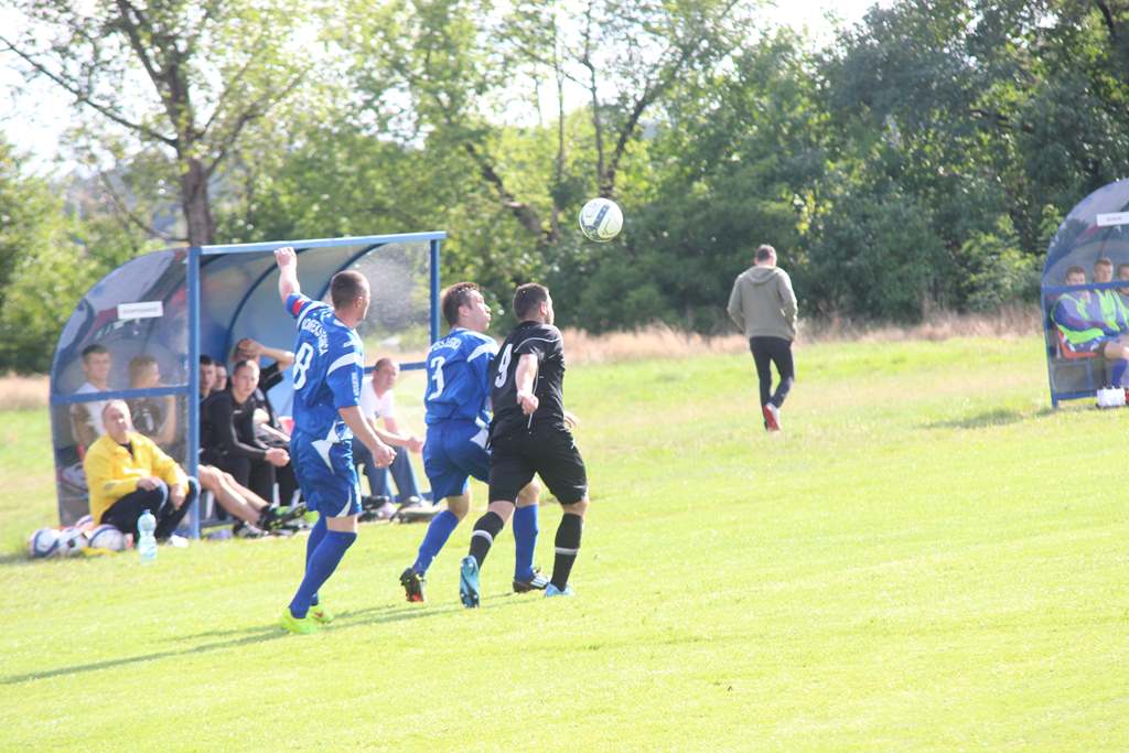Okręgówka: Czarni - Konfeks 2:1 (2:0)