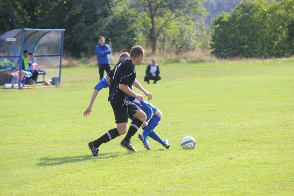 Okręgówka: Czarni - Konfeks 2:1 (2:0)