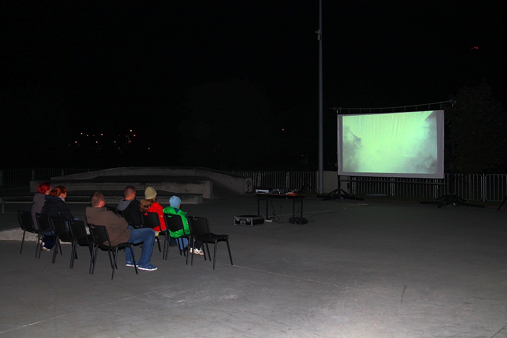 Pokaz filmów w Rynku i w Skateparku