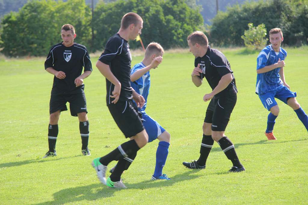 Okręgówka: Czarni - Konfeks 2:1 (2:0)