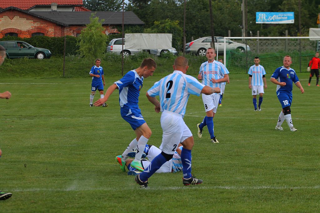Klasa A: Albatros - Mewa 2:0 (1:0)