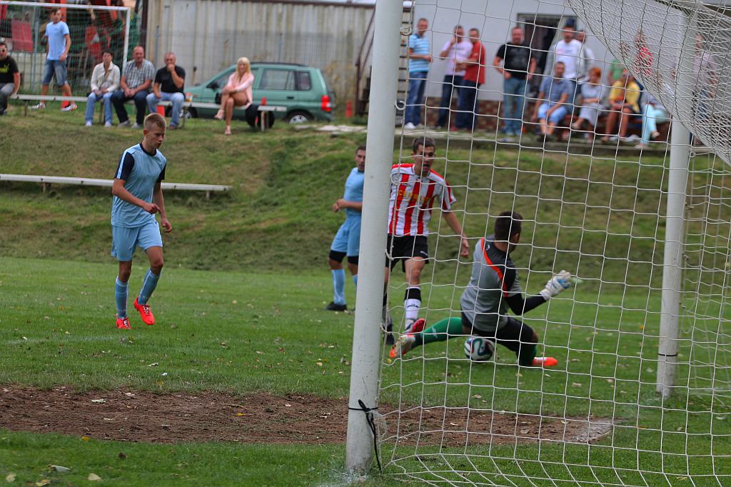 Klasa A: Błękitni - Unia 7:1 (4:0).
