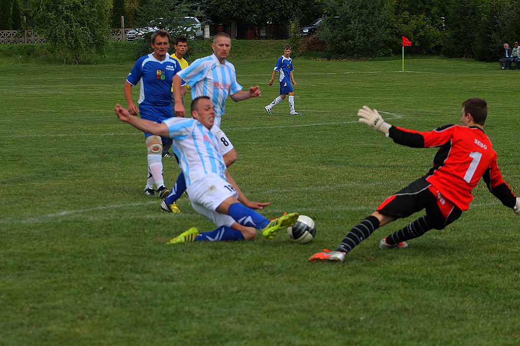 Klasa A: Albatros - Mewa 2:0 (1:0)