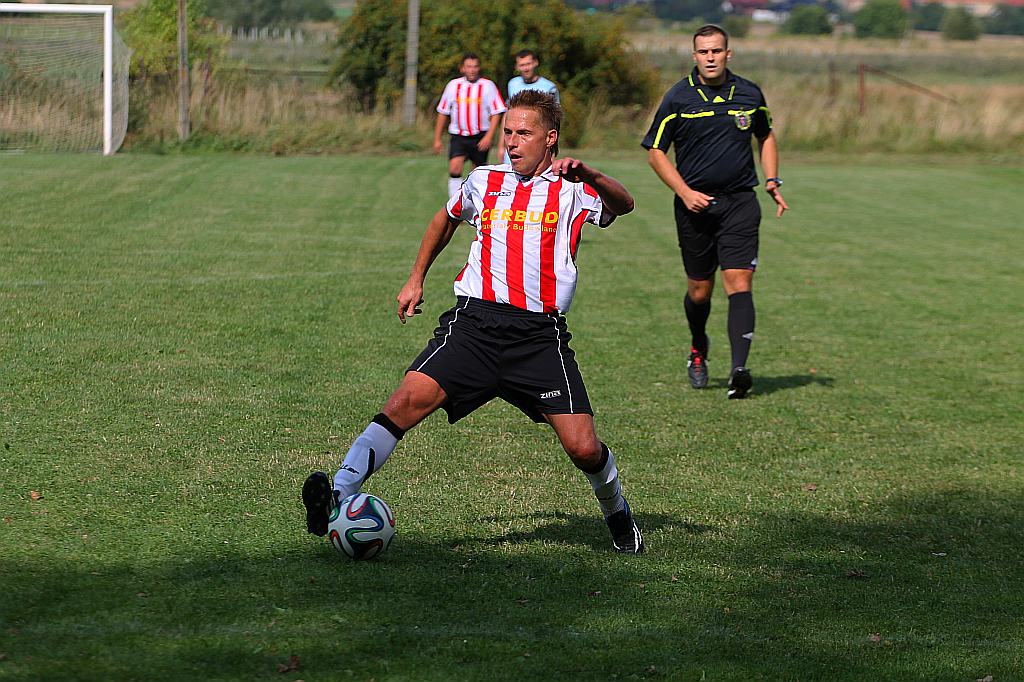Klasa A: Błękitni - Unia 7:1 (4:0).