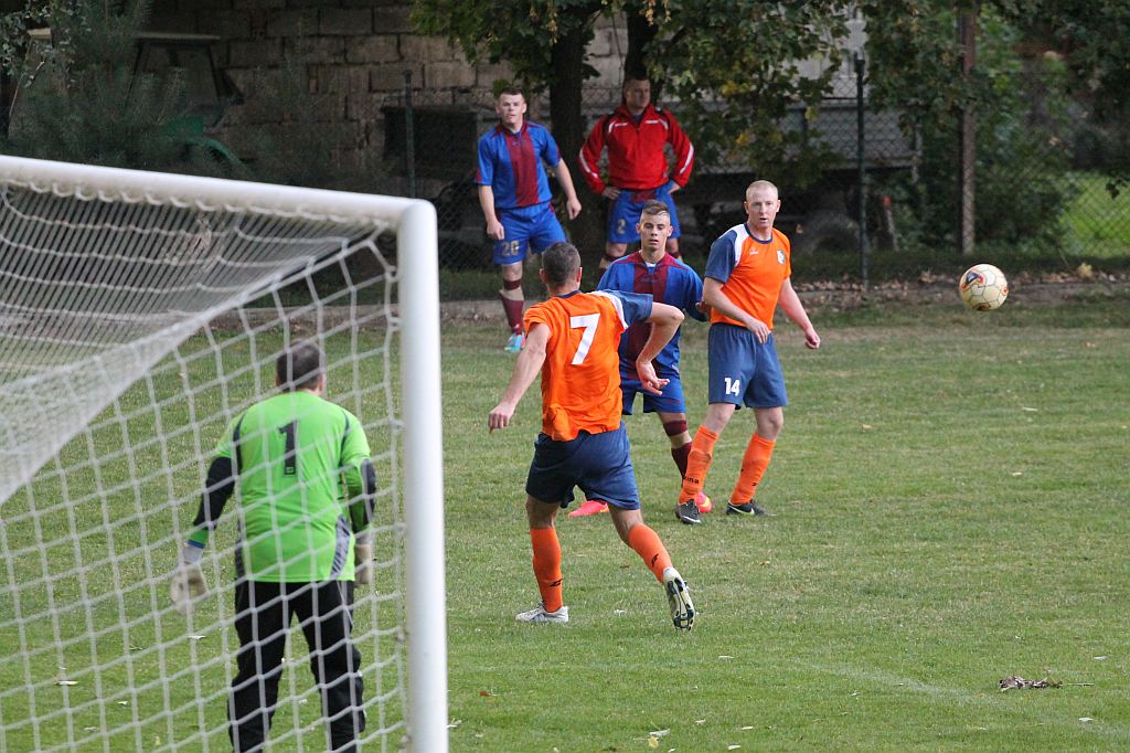 Okręgówka: KS Legnickie Pole - Iskra 2:5