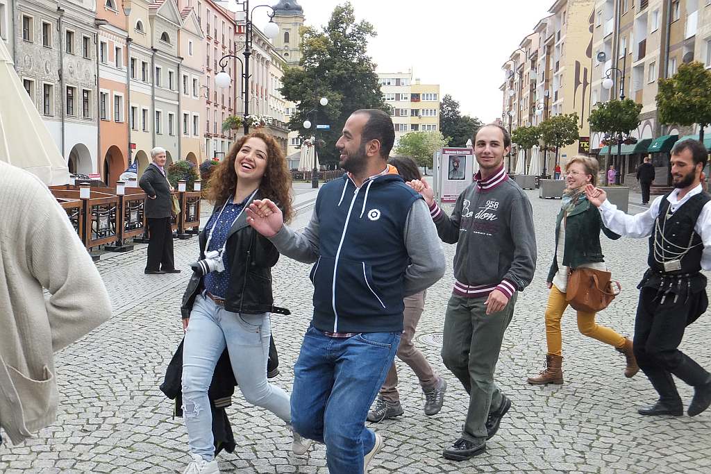 Taneczny flashmob w sercu Legnicy
