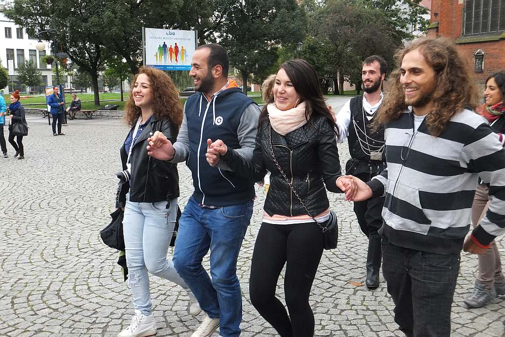 Taneczny flashmob w sercu Legnicy