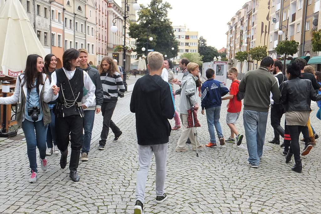 Taneczny flashmob w sercu Legnicy