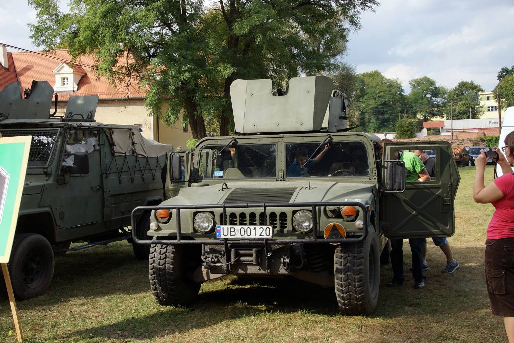 Wrogie wojska pod klasztorem w Lubiążu