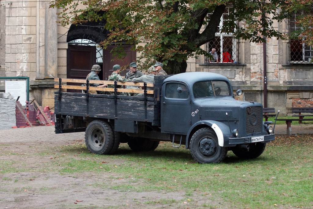 Wrogie wojska pod klasztorem w Lubiążu