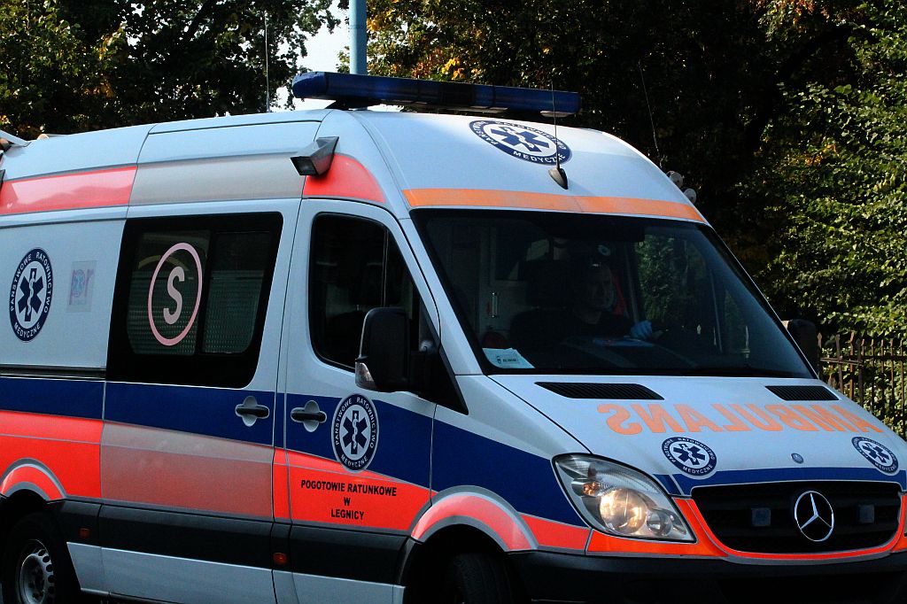 Zderzenie motocyklisty z osobówką