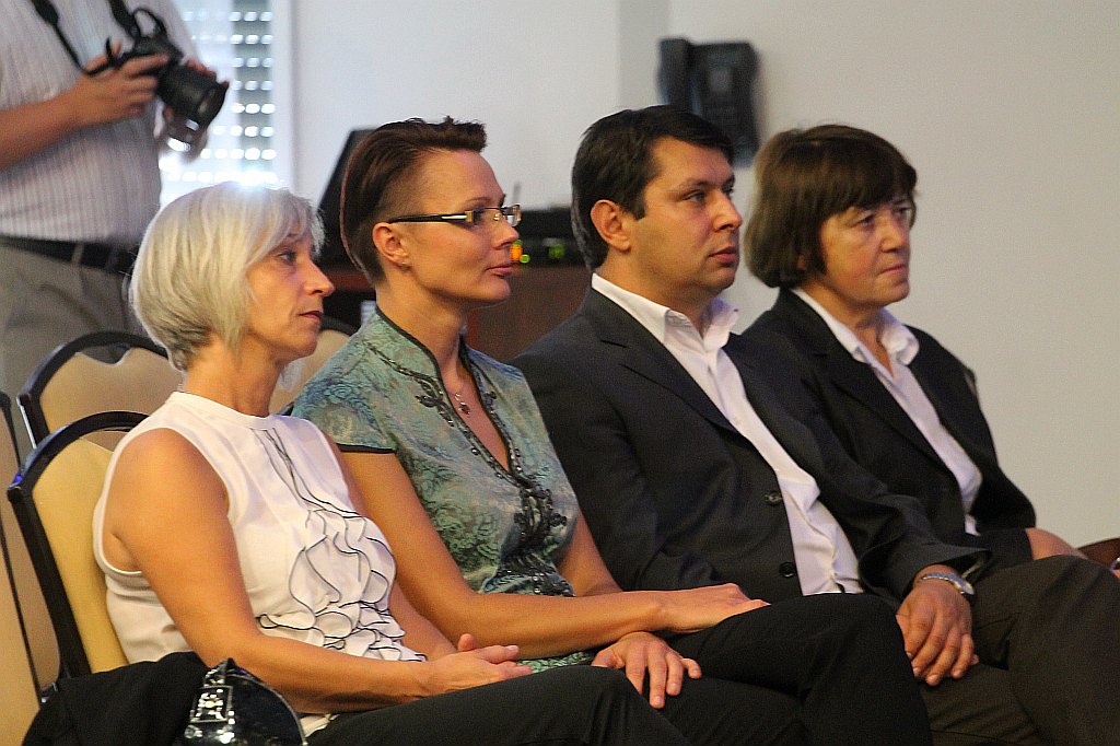 Absolwenci WSM odebrali swoje dyplomy