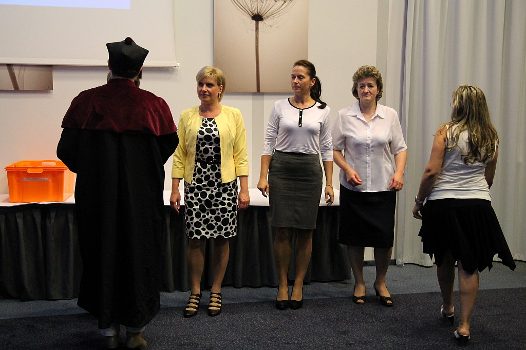 Absolwenci WSM odebrali swoje dyplomy