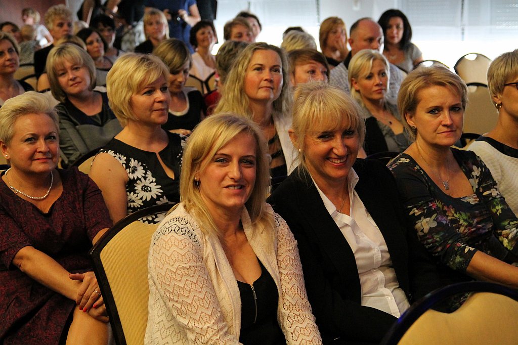 Absolwenci WSM odebrali swoje dyplomy