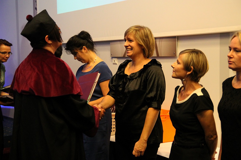 Absolwenci WSM odebrali swoje dyplomy