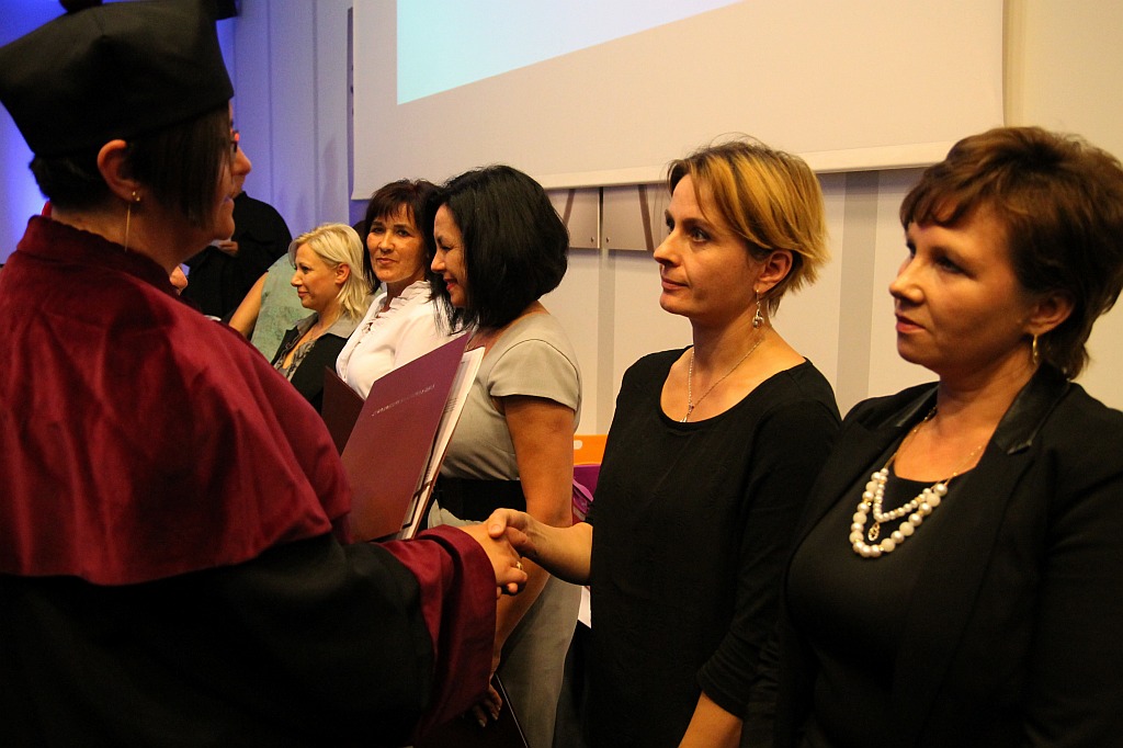 Absolwenci WSM odebrali swoje dyplomy