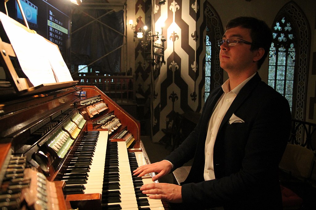 Legnickie Conversatorium Organowe cz1