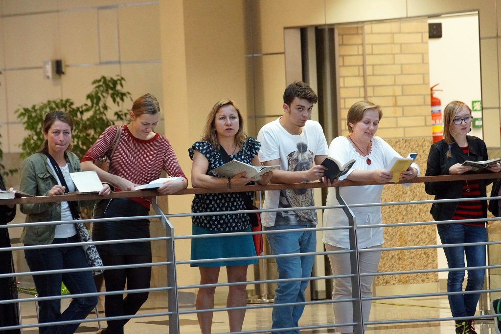 Czytanie jest seksowne, trendy, cool
