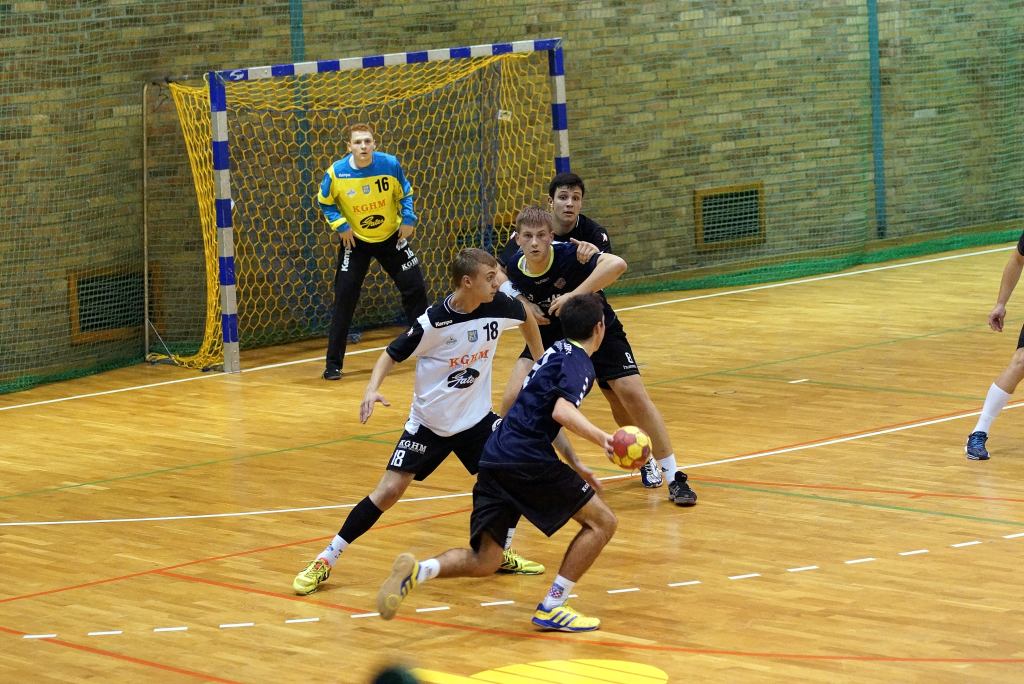 Mocne otwarcie sezonu juniorów Siódemki