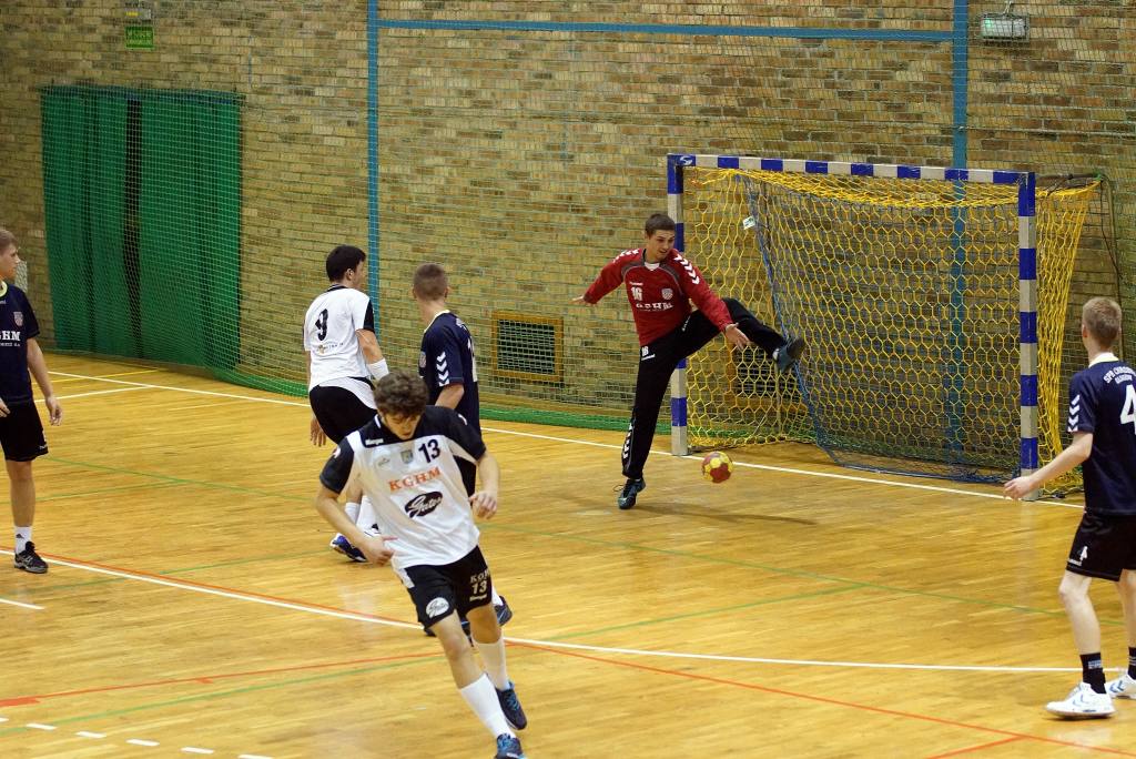 Mocne otwarcie sezonu juniorów Siódemki