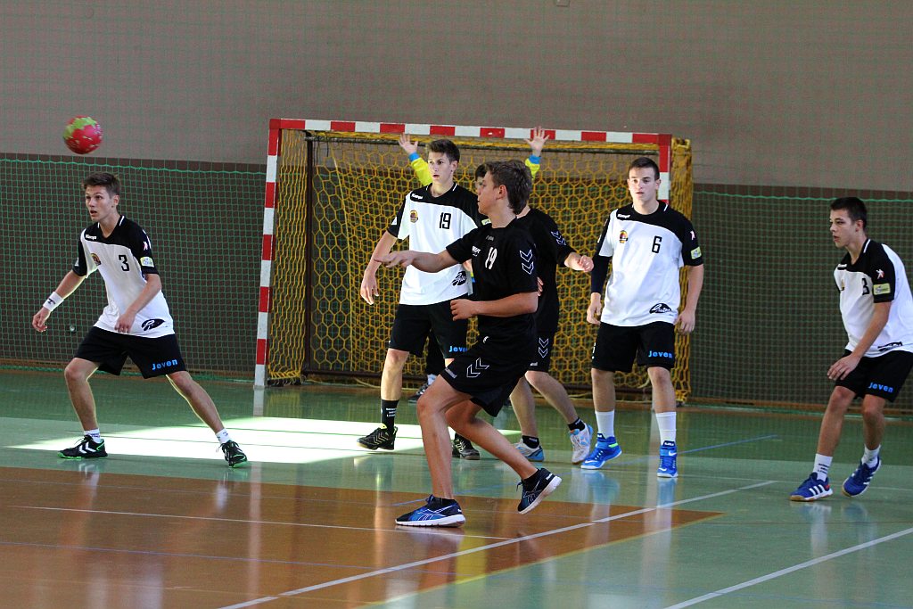 Zwycięstwo juniorów młodszych Siódemki
