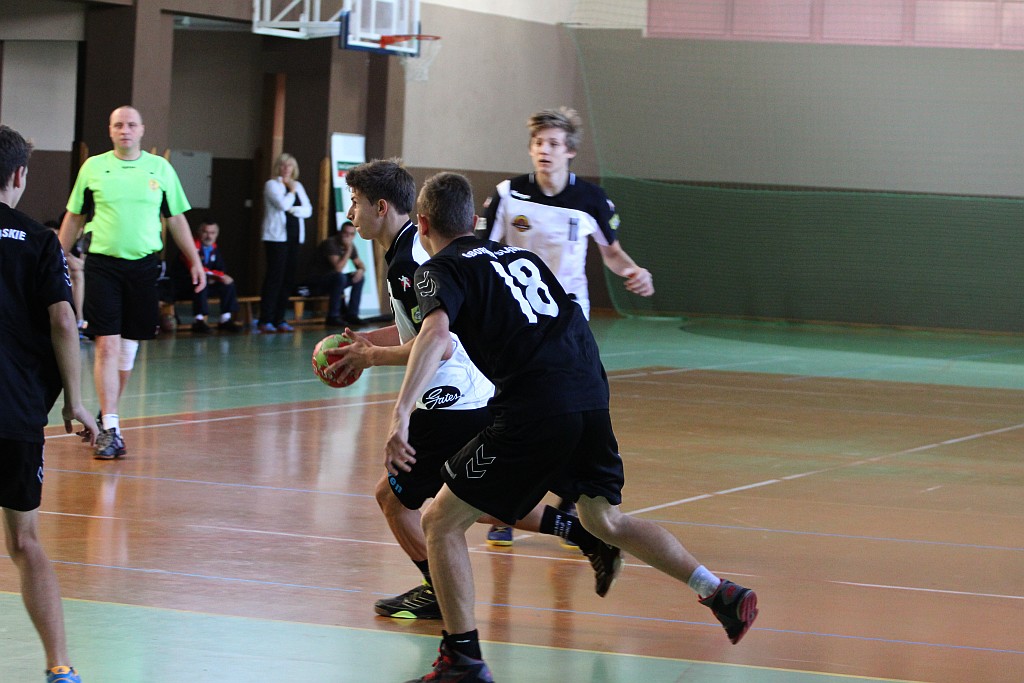 Zwycięstwo juniorów młodszych Siódemki
