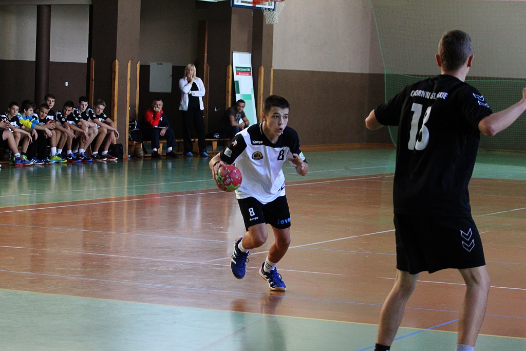 Zwycięstwo juniorów młodszych Siódemki
