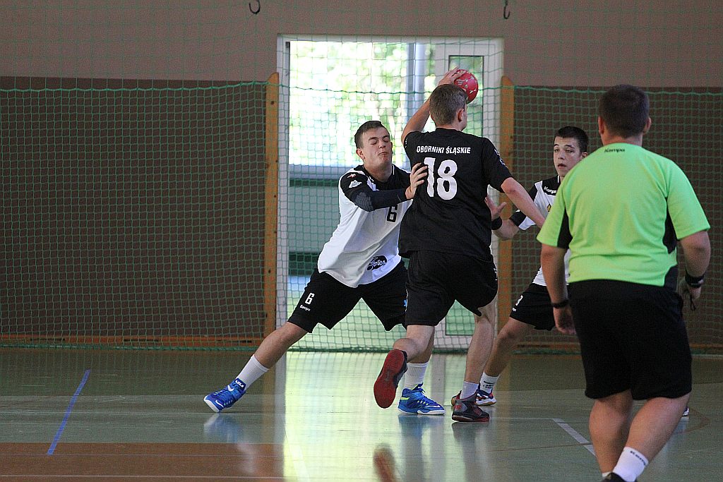 Zwycięstwo juniorów młodszych Siódemki
