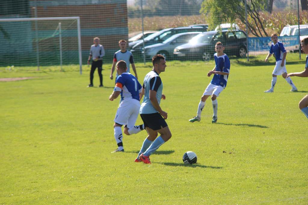 Klasa A: Albatros - Unia 3:0 (1:0)