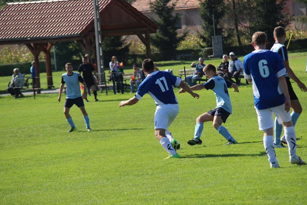 Klasa A: Albatros - Unia 3:0 (1:0)