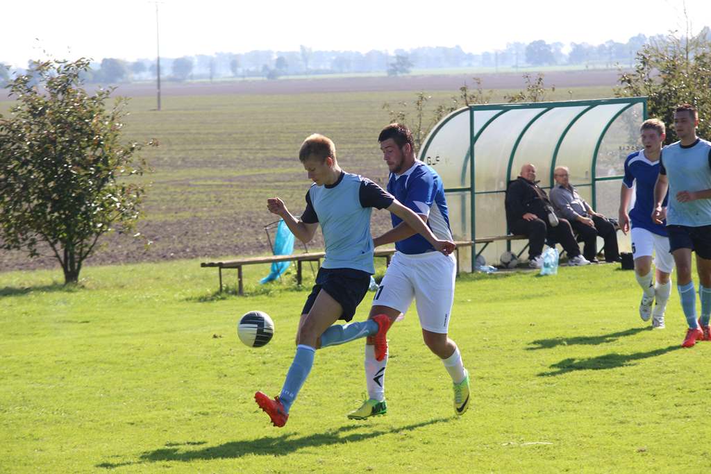 Klasa A: Albatros - Unia 3:0 (1:0)