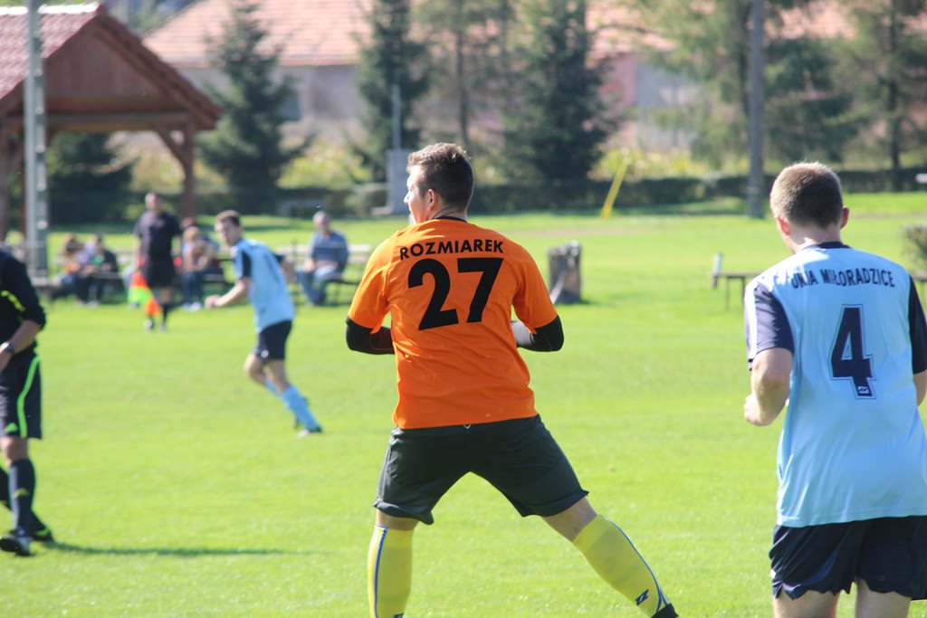 Klasa A: Albatros - Unia 3:0 (1:0)