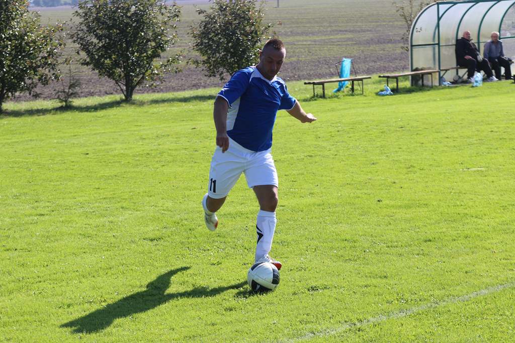 Klasa A: Albatros - Unia 3:0 (1:0)
