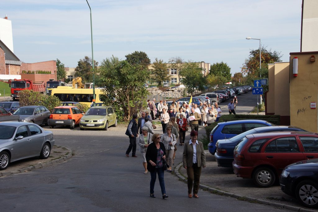 Koronka na ulicach Legnicy
