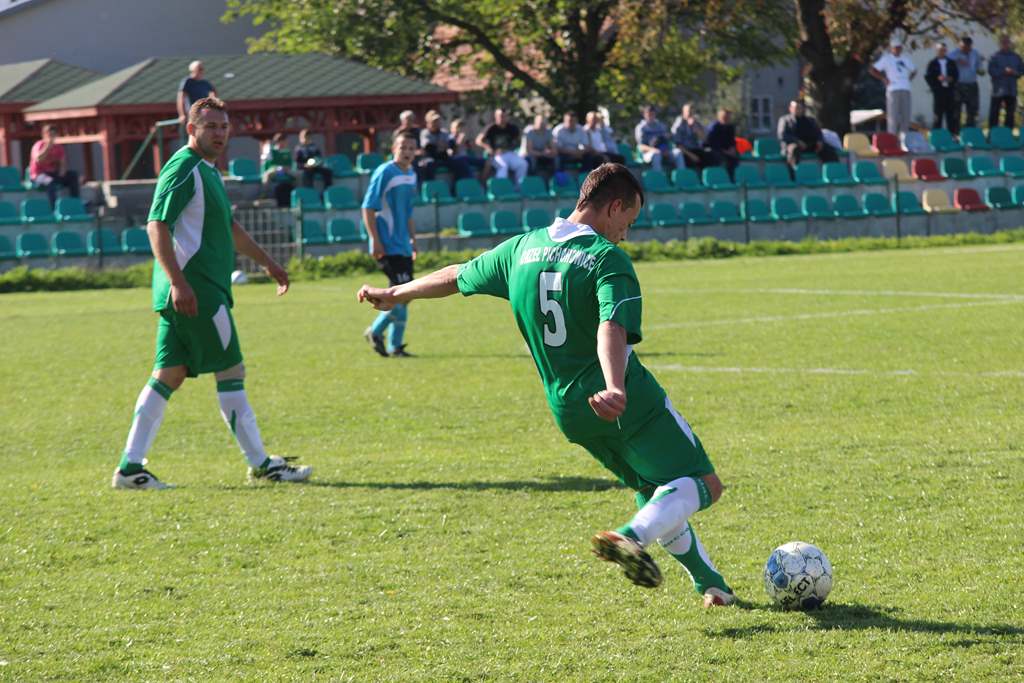 Klasa B: Unia - Orzeł 3:1 (2:1)