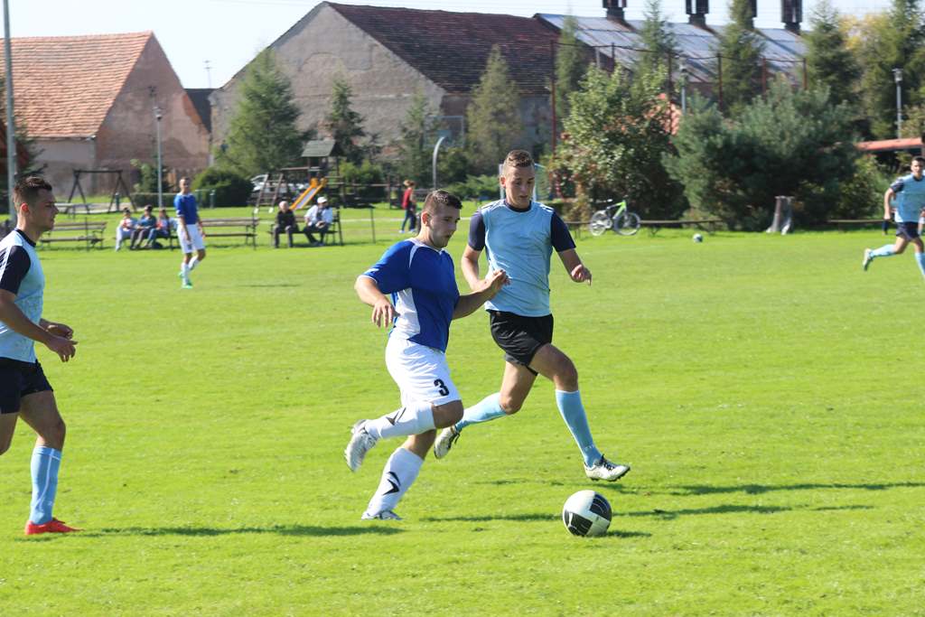 Klasa A: Albatros - Unia 3:0 (1:0)