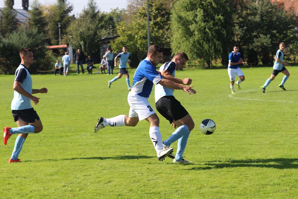Klasa A: Albatros - Unia 3:0 (1:0)
