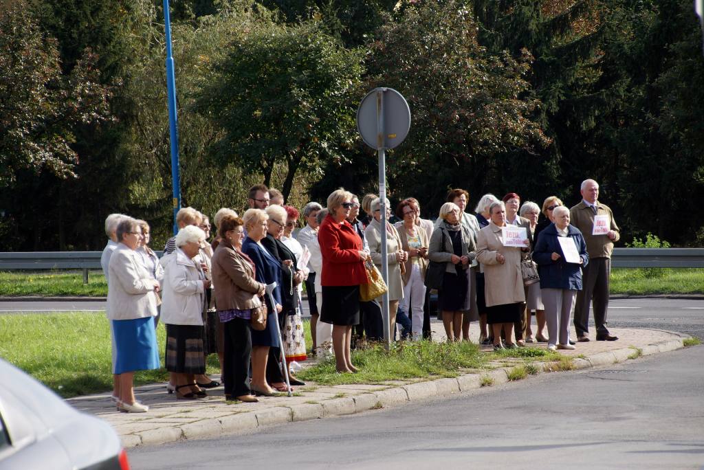 Koronka na ulicach Legnicy