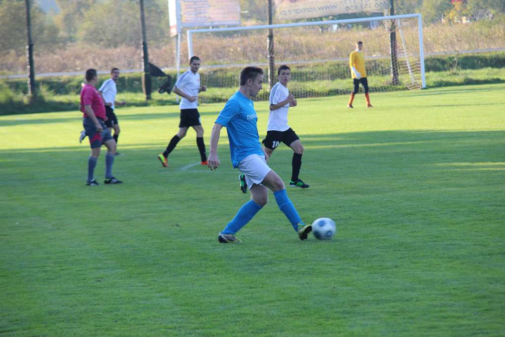 Okręgówka: Iskra - Kuźnia 1:3 (0:1)