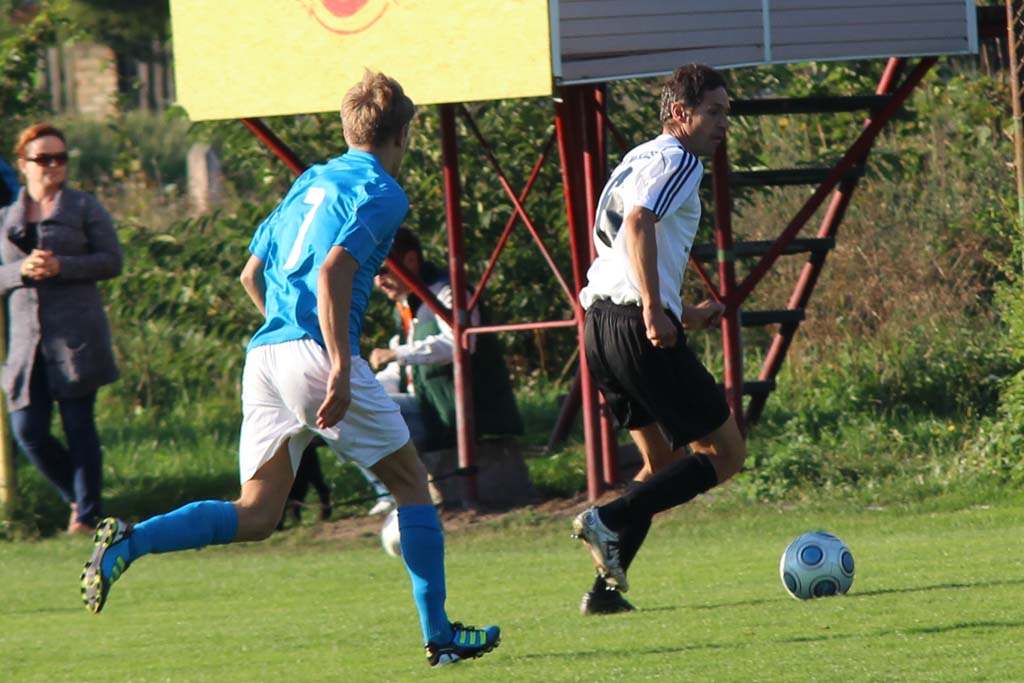 Okręgówka: Iskra - Kuźnia 1:3 (0:1)
