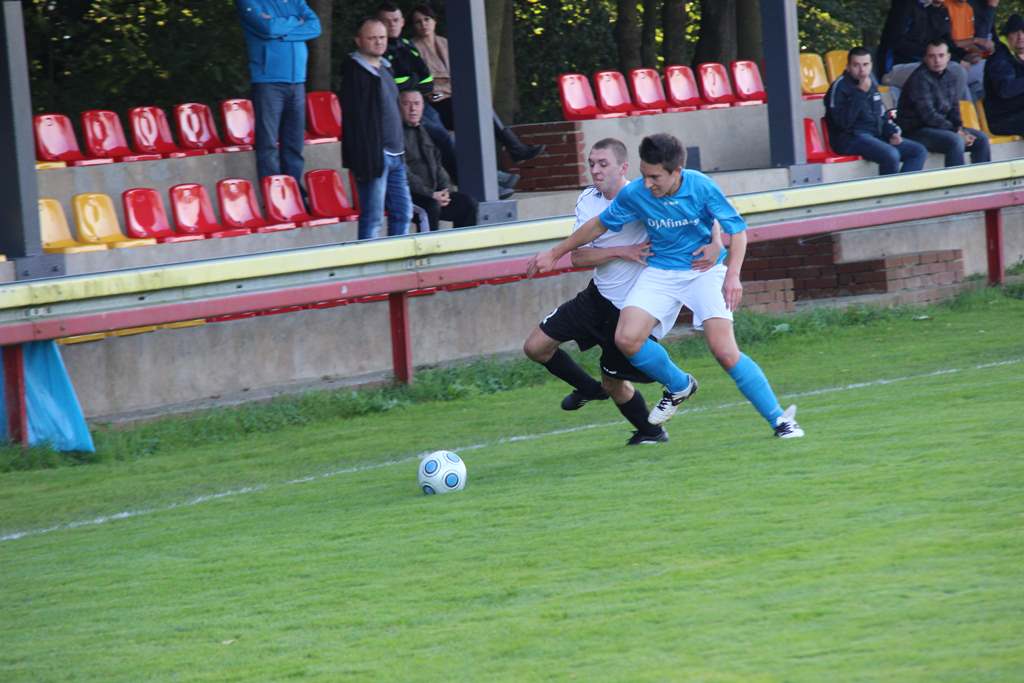 Okręgówka: Iskra - Kuźnia 1:3 (0:1)