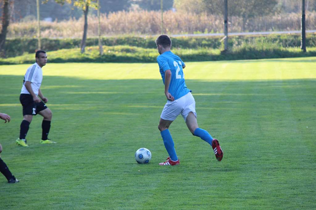 Okręgówka: Iskra - Kuźnia 1:3 (0:1)