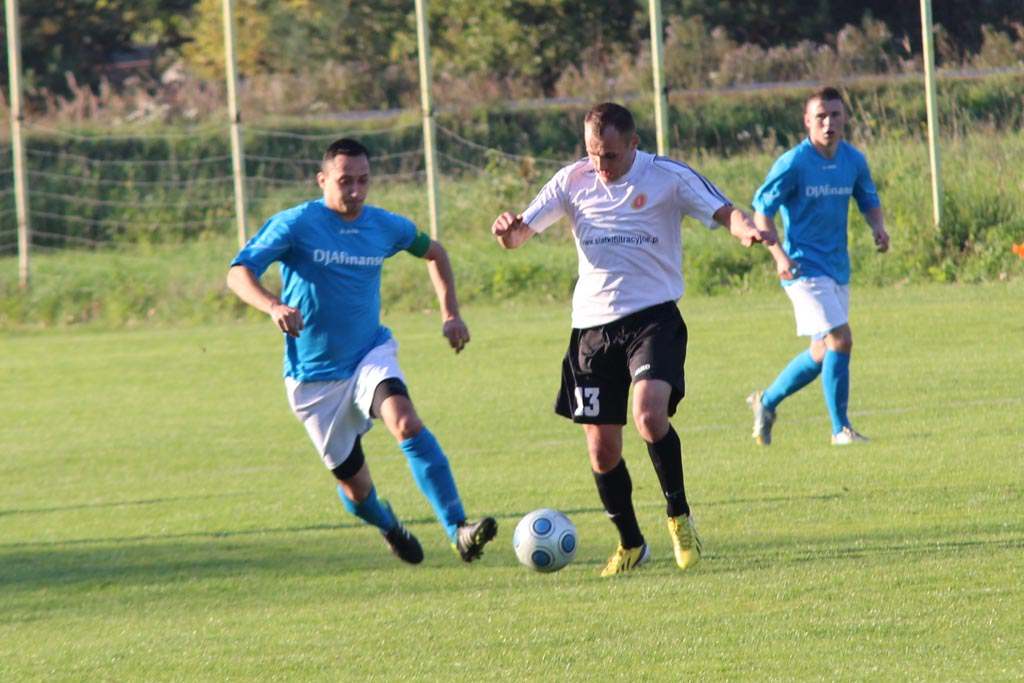 Okręgówka: Iskra - Kuźnia 1:3 (0:1)