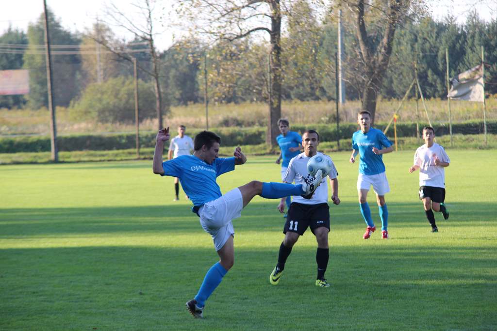 Okręgówka: Iskra - Kuźnia 1:3 (0:1)