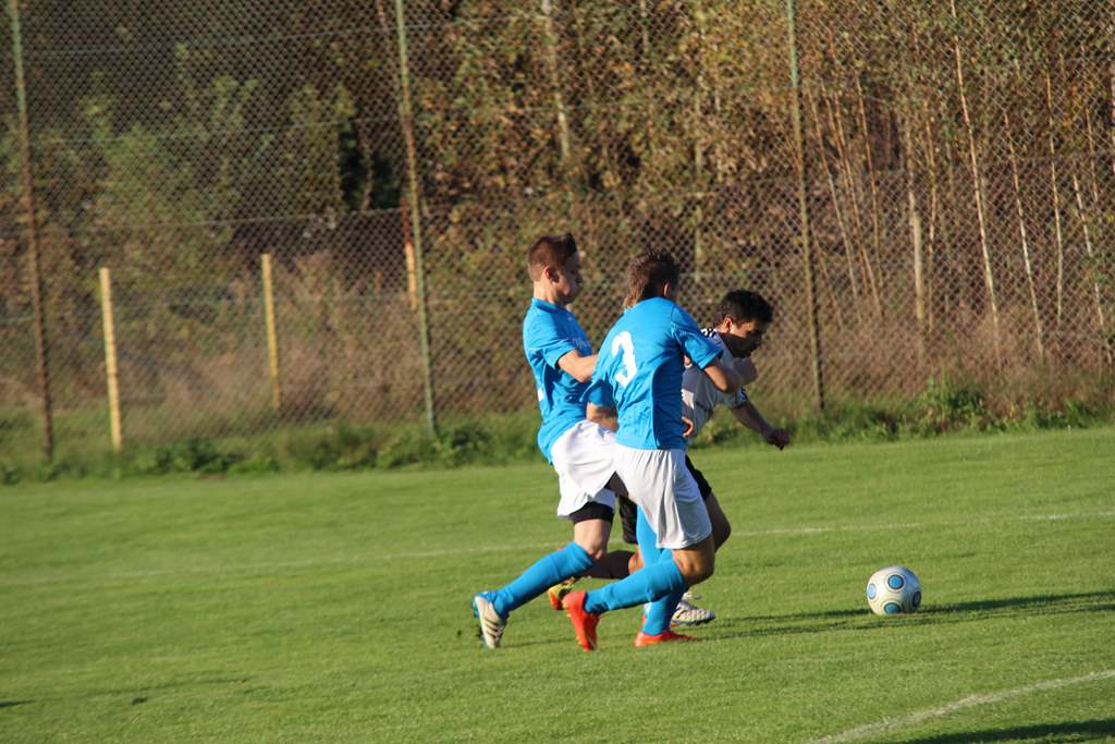 Okręgówka: Iskra - Kuźnia 1:3 (0:1)